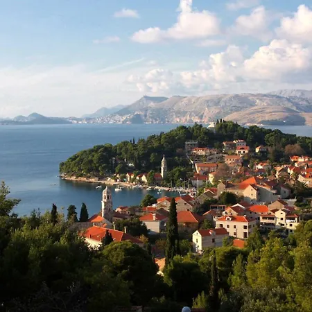 Milu - 80 M From Sea Apartment